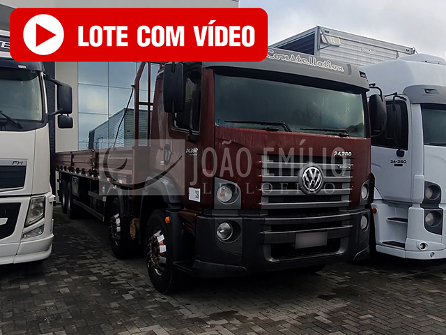 LOTE 005 - VOLKSWAGEN 24-280 Bitruck 2015