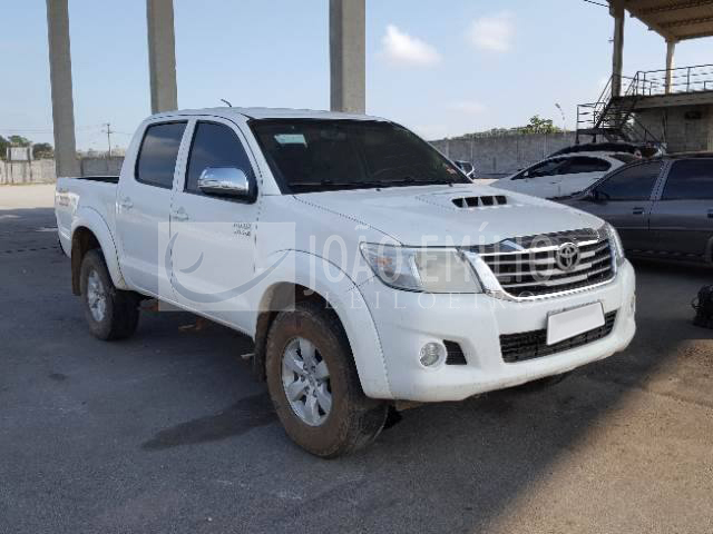 LOTE 023 - Toyota Hilux 3.0 TDI 4x4 CD SR (Aut) 2012