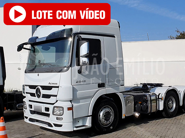 LOTE 001 - MERCEDES-BENZ Actros 2546 LS 6x2 2p (diesel) 2011