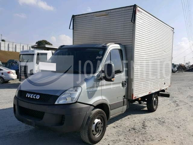 LOTE 021 - IVECO DAILY CHASSI 35S14 CS 3.0 2014