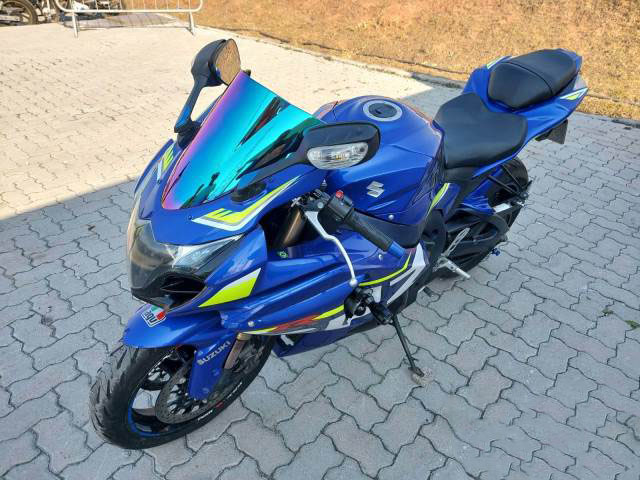 LOTE 279 - SUZUKI GSX-R 1000