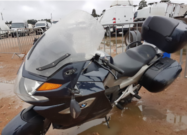 LOTE 300 - BMW K 1300 GT