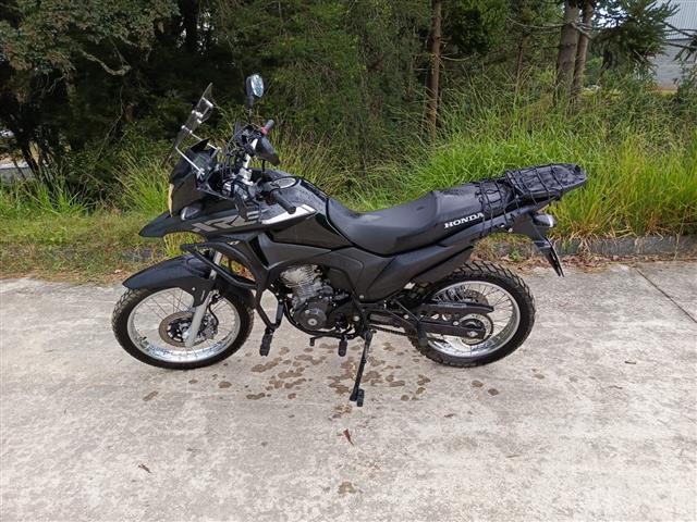 LOTE 096 XRE 190 2023/2024 LOTE 096 XRE 190 2023/2024