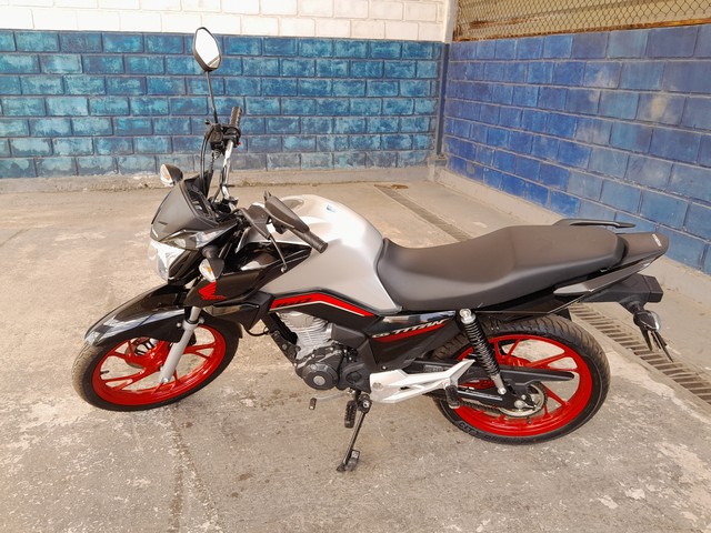 LOTE 049 CG 160 TITAN 2023/2023  LOTE 049 CG 160 TITAN 2023/2023