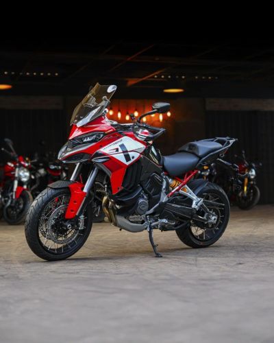 LOTE 005 DUCATI MULTISTRADA 1160 V4S LOTE 005 DUCATI MULTISTRADA 1160 V4S