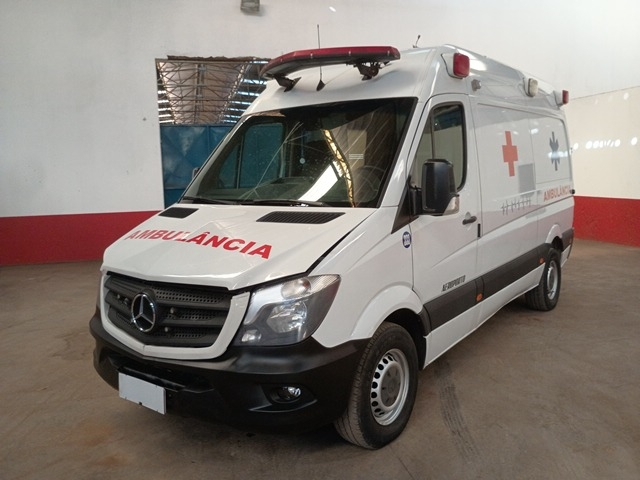 LOTE 007 MERCEDES-BENZ 415 SPRINTER REV AMB  LOTE 007 MERCEDES-BENZ 415 SPRINTER REV AMB
